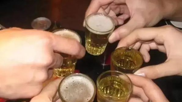 作為女同志，工程上的酒局怎么面對？